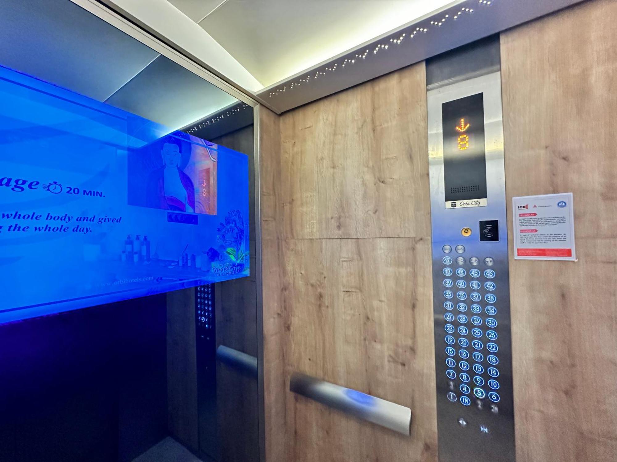 Orbi Lux Studio Batumi Kültér fotó